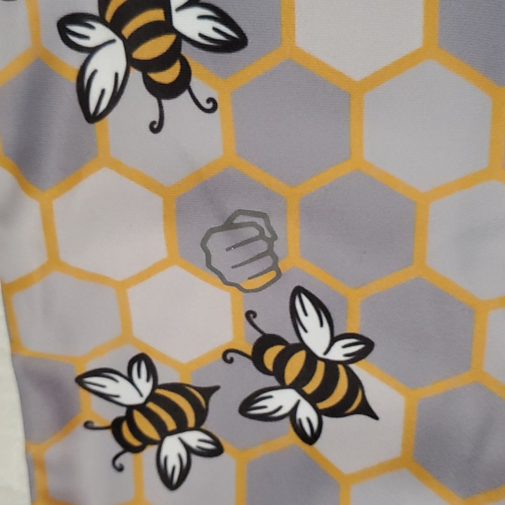 Feed Me Fight Me Bees Knees High-Waisted Leggings, Size L - Picture 11 of 12